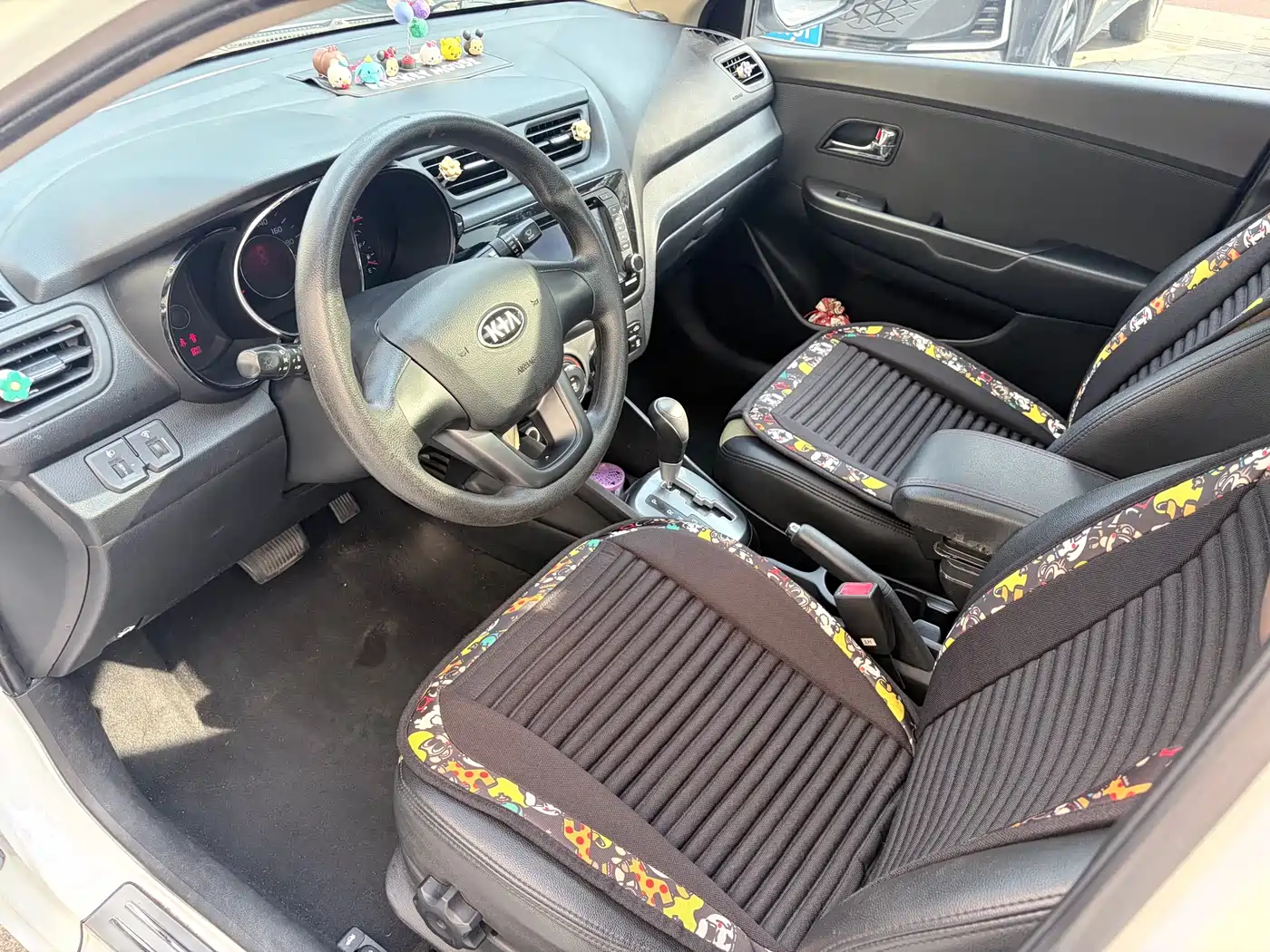 Kia K2 2012 Sedan 1.4L AT Premium ECO Commemorative Edition фото 8