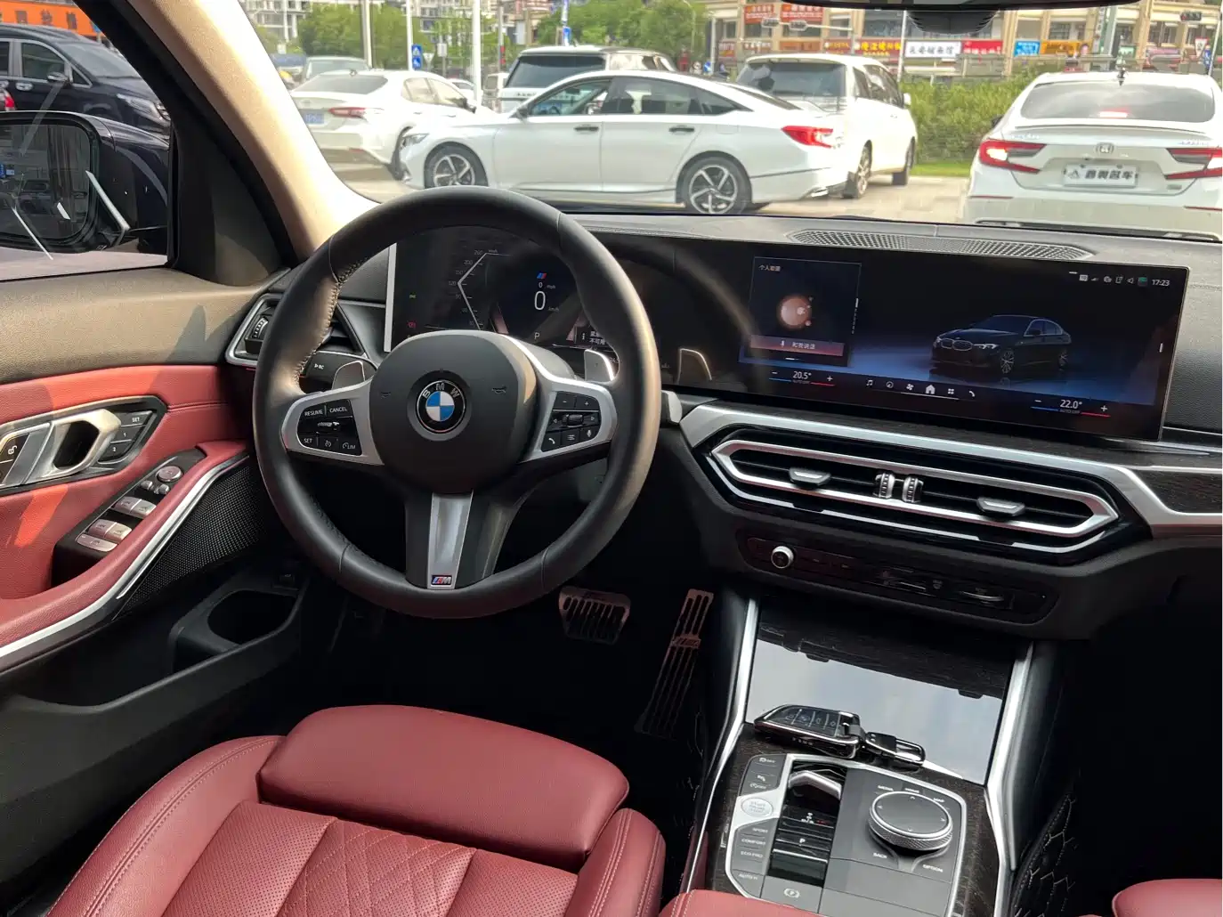 BMW 3 Series 2024 325Li M Sport Package фото 8