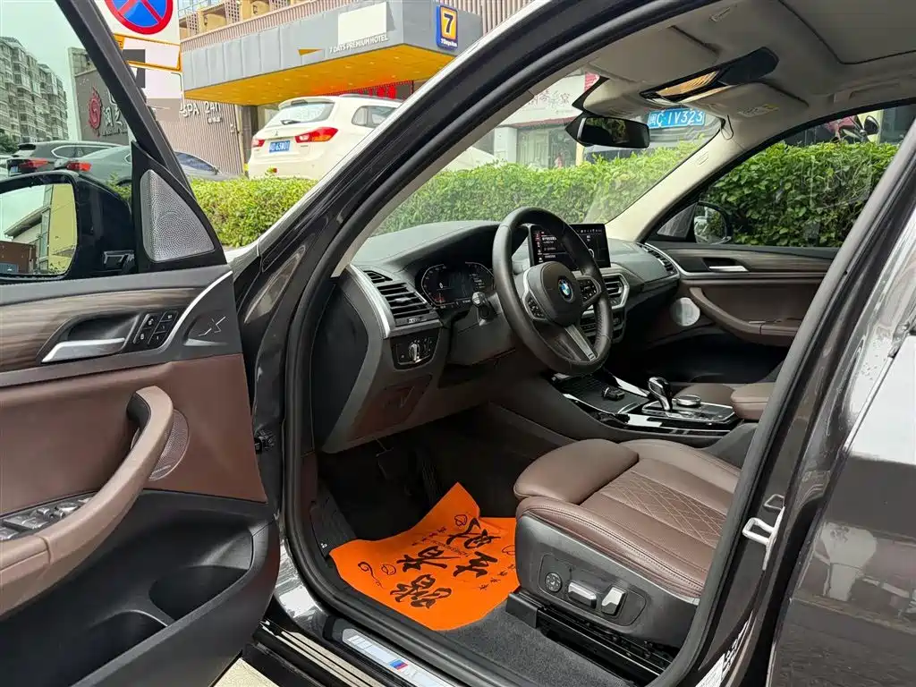 BMW X3 2022 xDrive30i Leading M Night Package фото 4