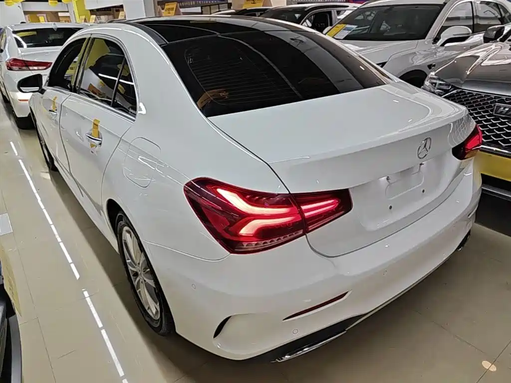 MERCEDES-BENZ CLASS A