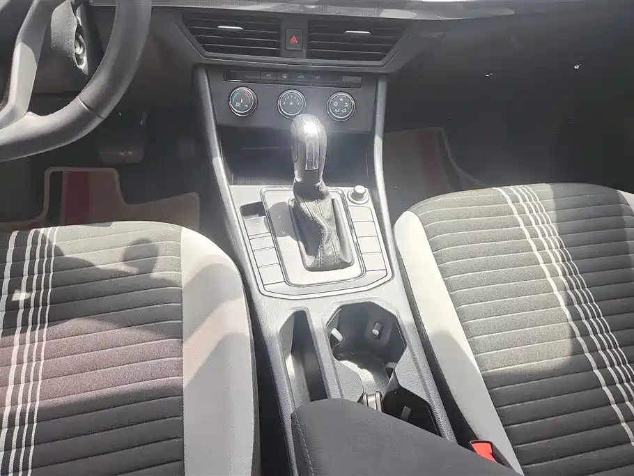 Volkswagen Bora 2023 1.5L Auto Free Ride Limited Edition фото 16
