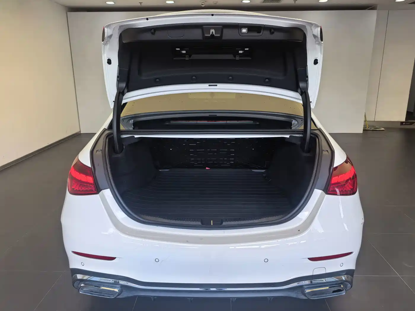Mercedes-Benz C-Class, миниатюра 9