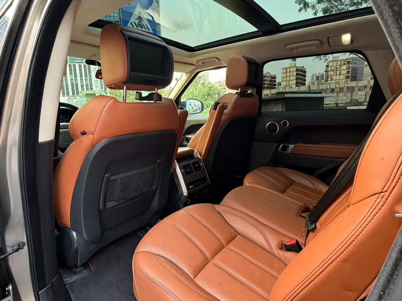 Land Rover Range Rover Sport 2016 Model 3.0 SC V6 HSE фото 16
