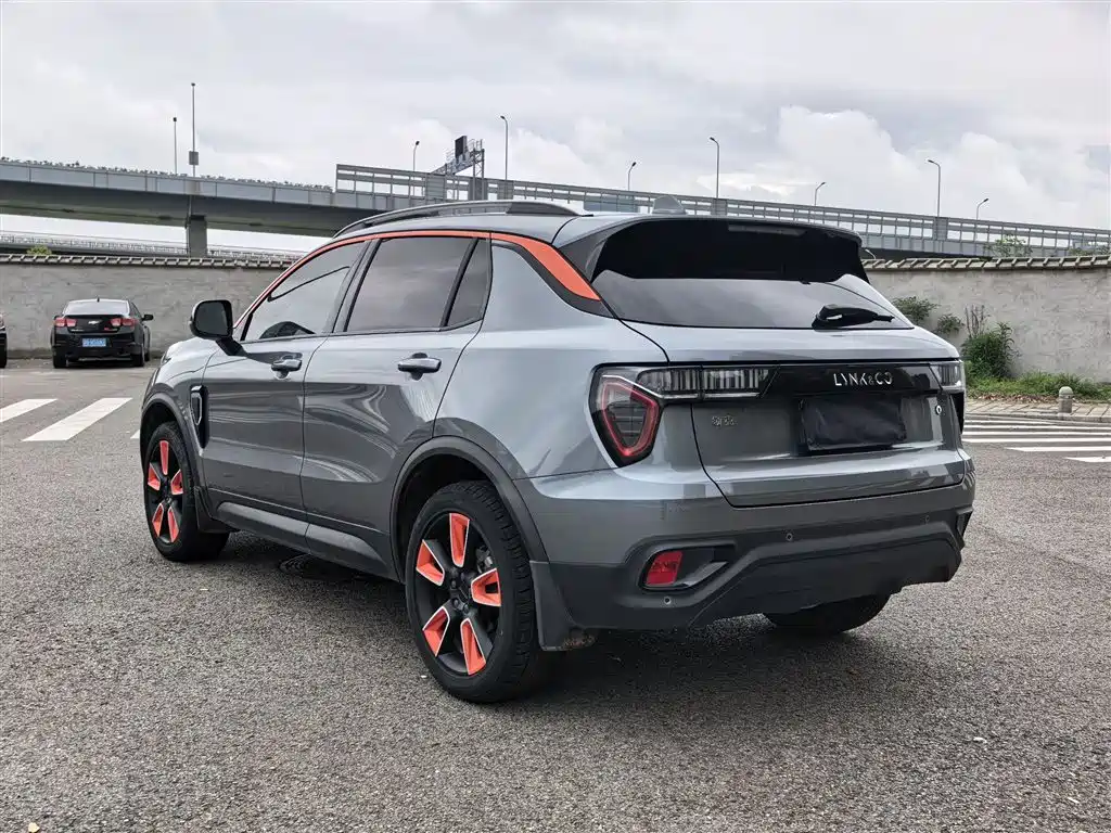 Lynk & Co 01 2019 2.0T 2WD Shine Pro Version China VI фото 24