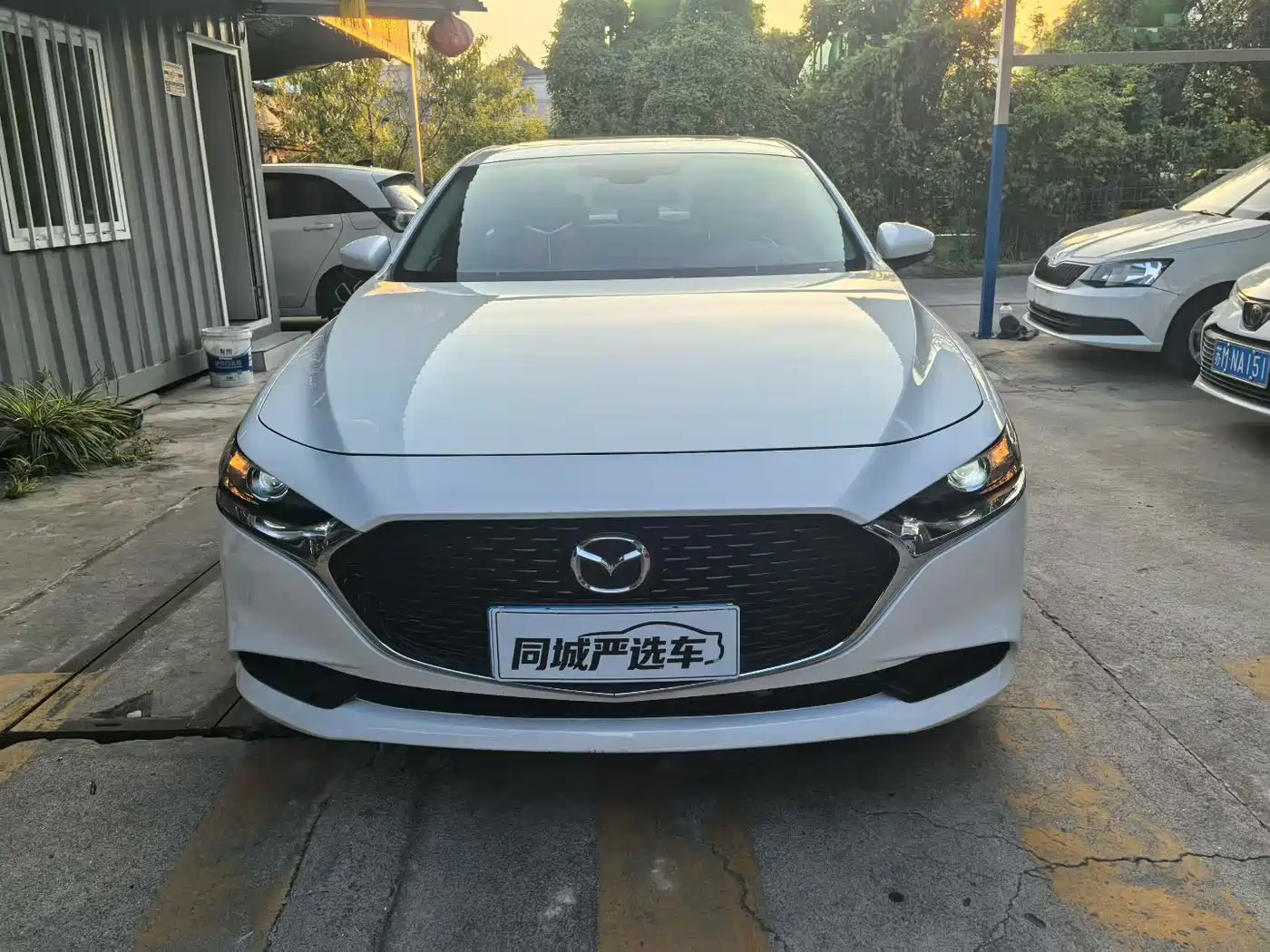 Фото 2 - Mazda Mazda 3