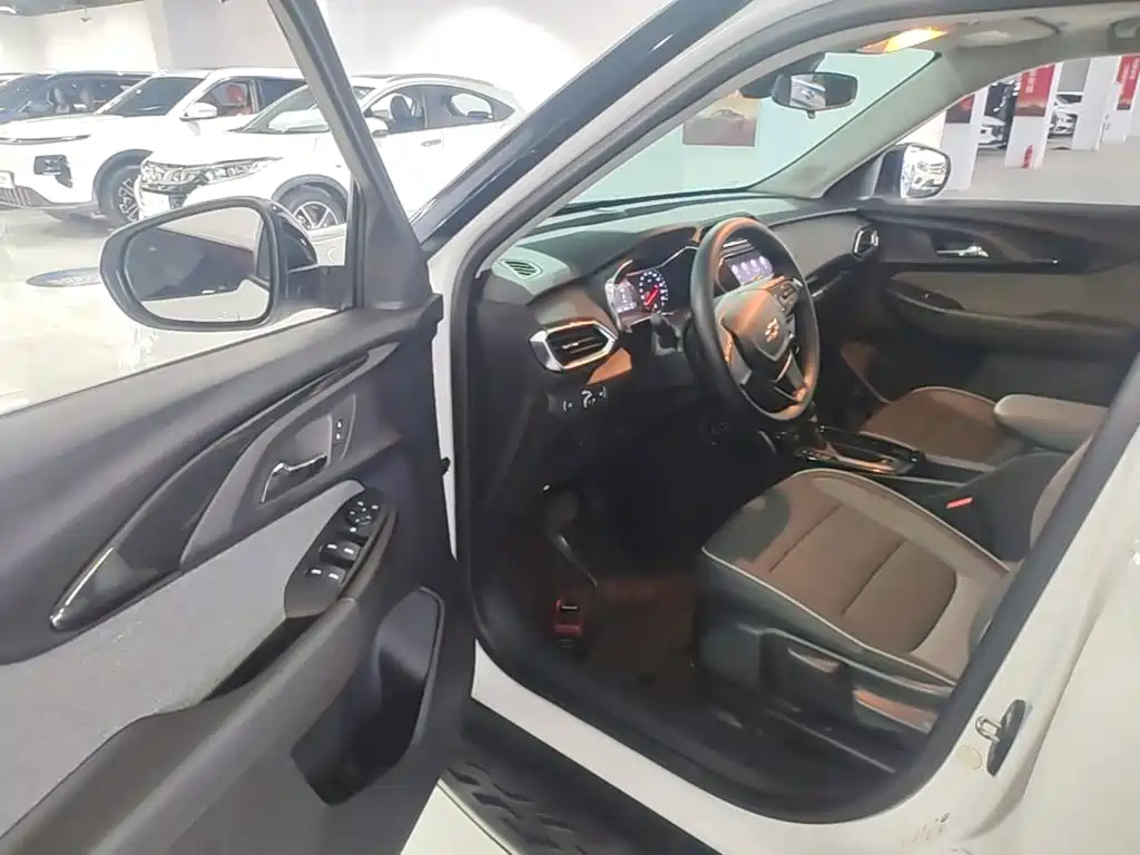 Chevrolet Trailblazer 2020 2019 435T Redline CVT FWD Sport Edition (China VI)