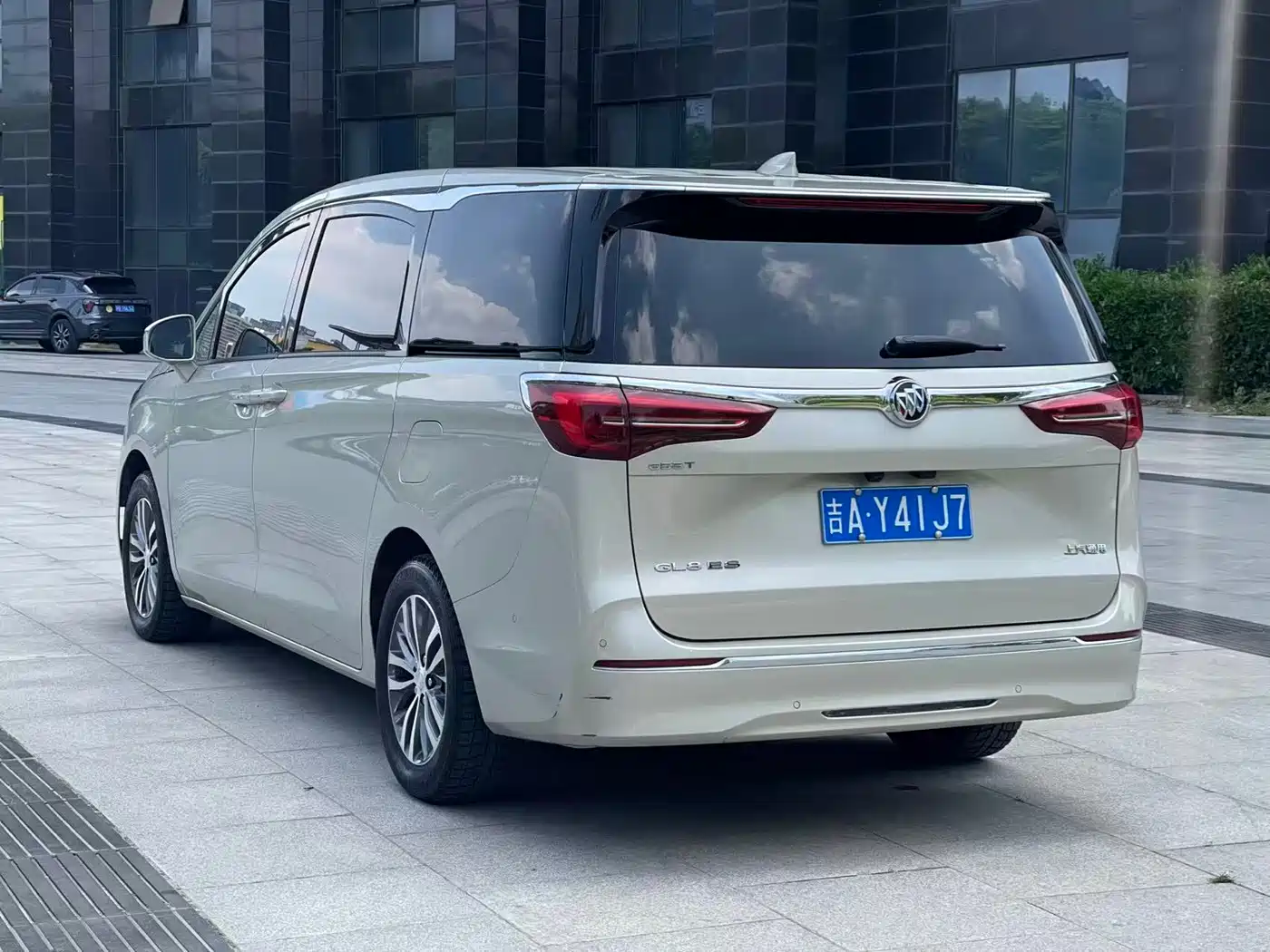 BUICK GL8