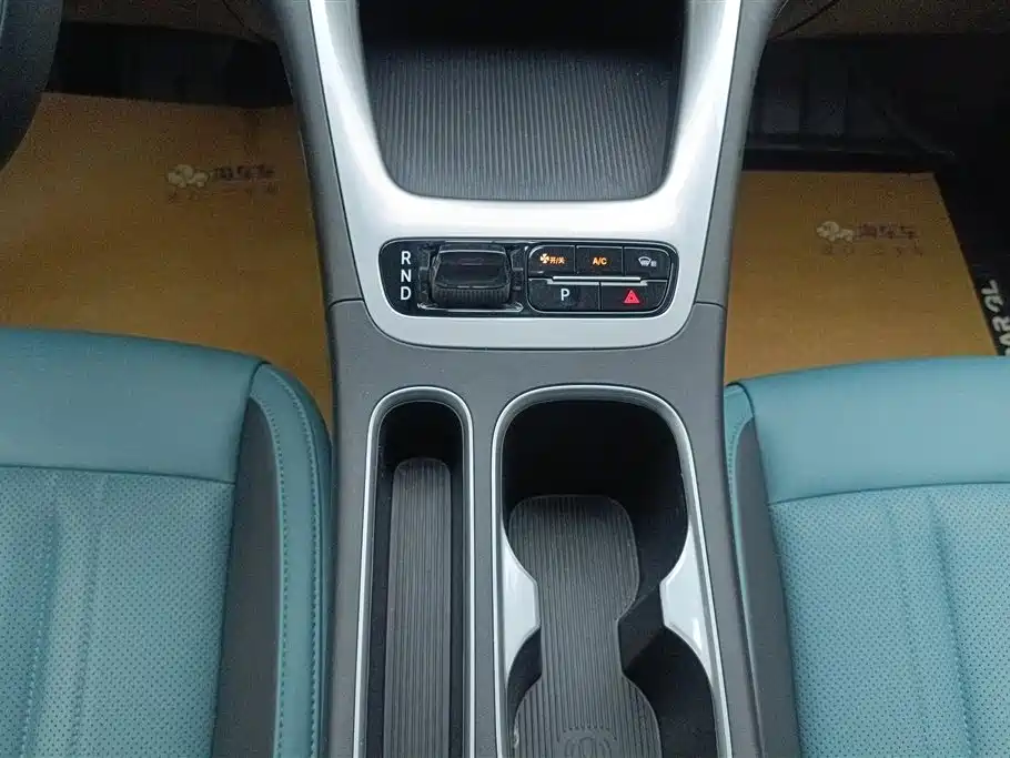 Geely Galaxy Starry Wish 2025 UP 410km Explorer Edition фото 16