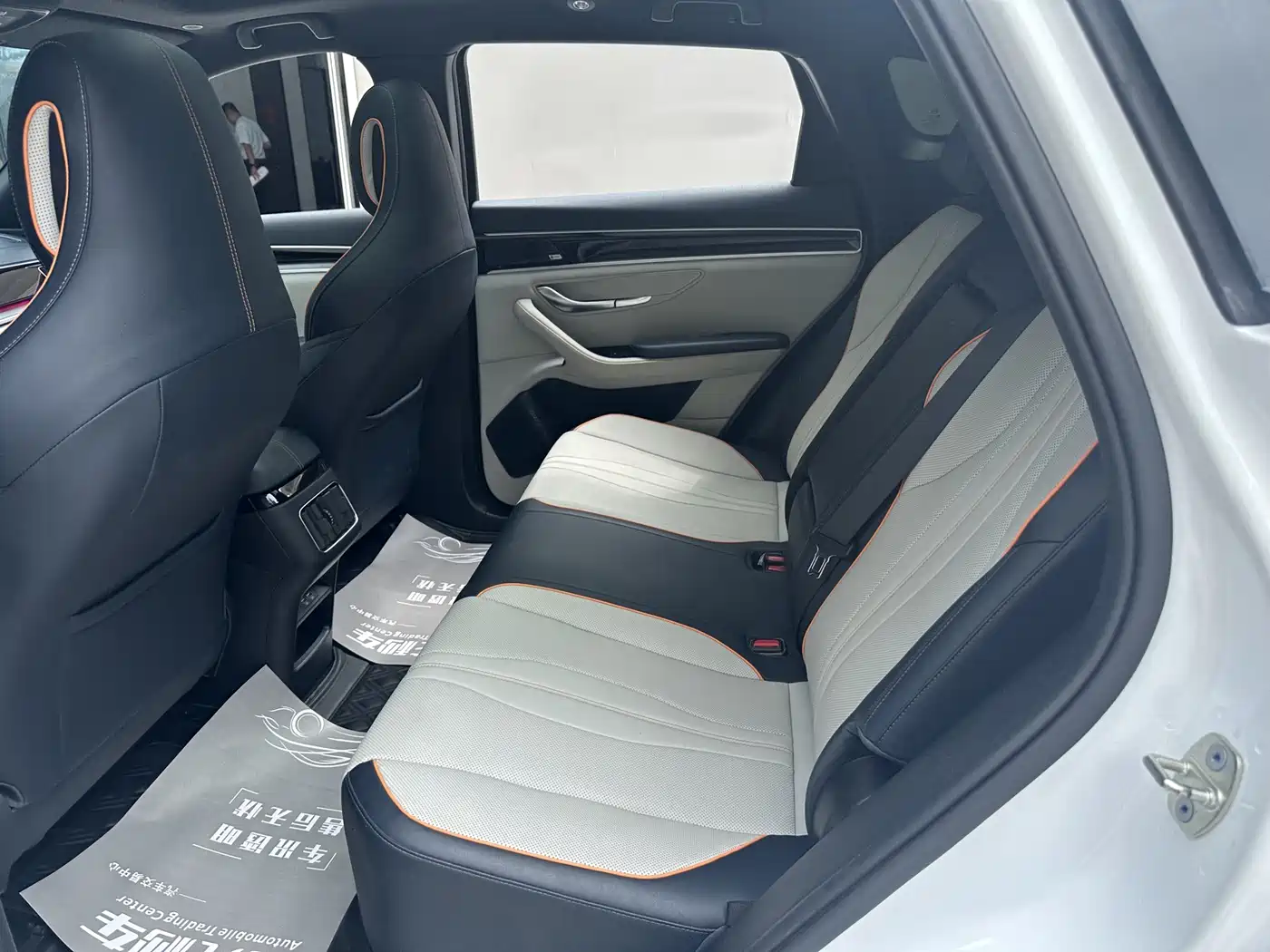 BYD Song PLUS PHEV 2021 DM-i 110KM Flagship PLUS фото 12