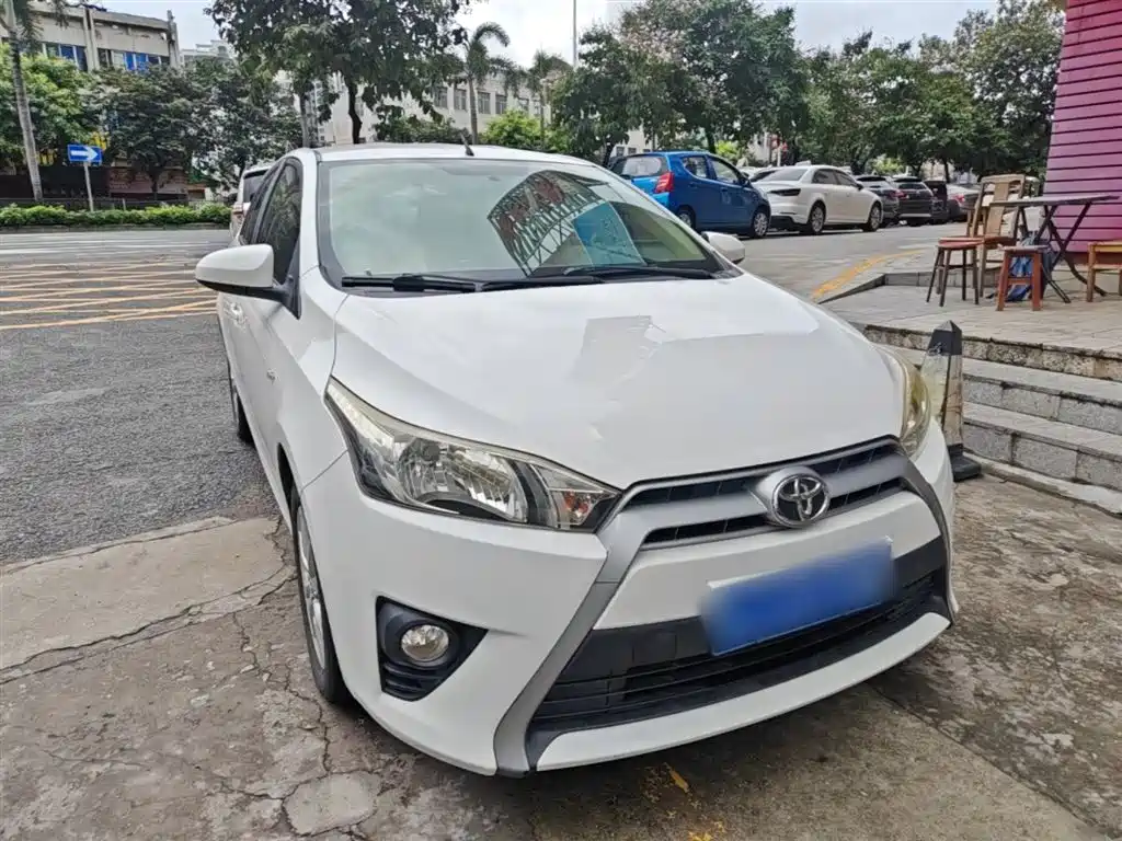 Toyota YARiS L Zhi Xuan 2014 1.5G Automatic Dynamic Edition фото 4