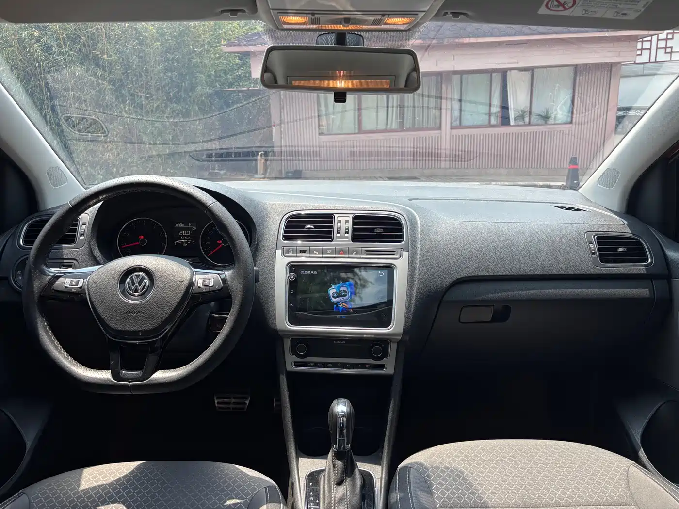 Volkswagen Polo 2018 1.5L Cross Polo Auto фото 10