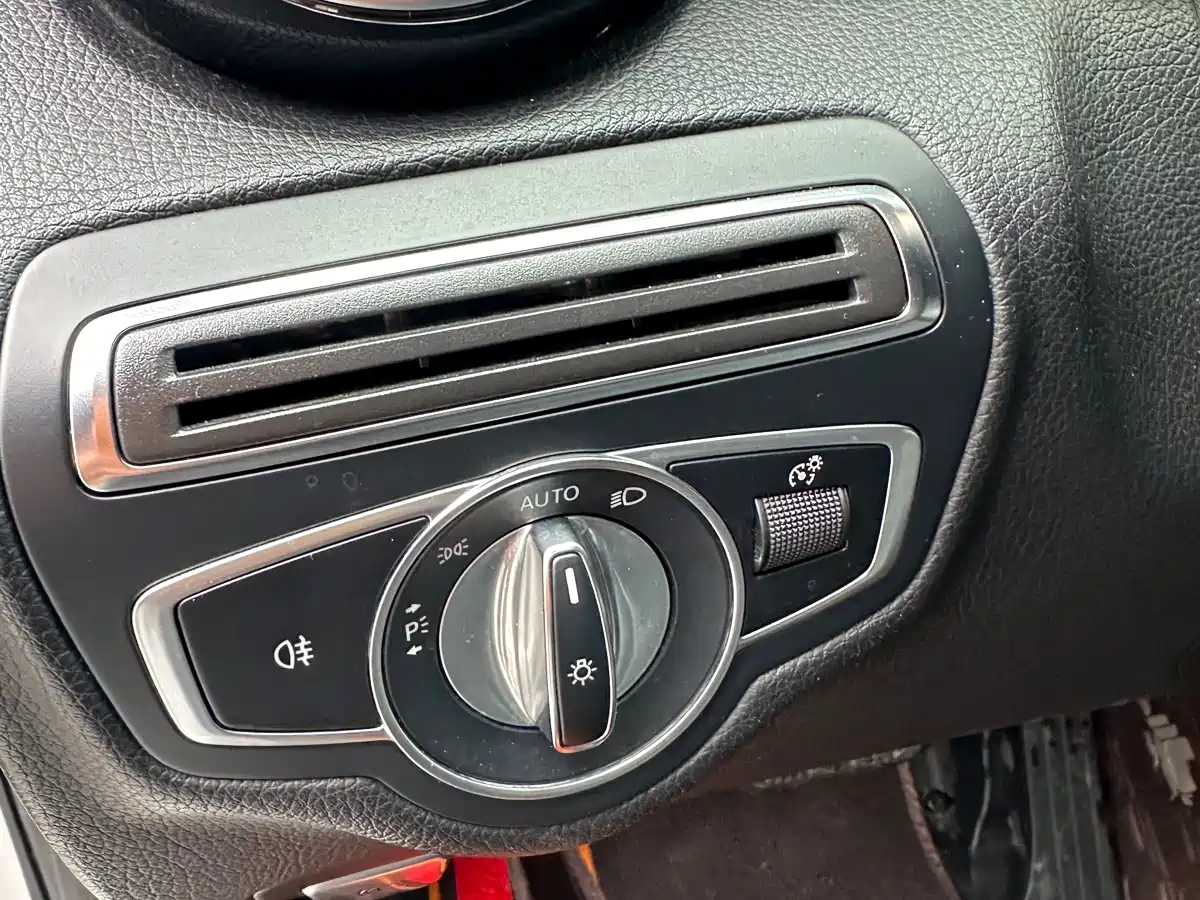 Mercedes-Benz C-Class 2019 C 260 L Sport фото 22