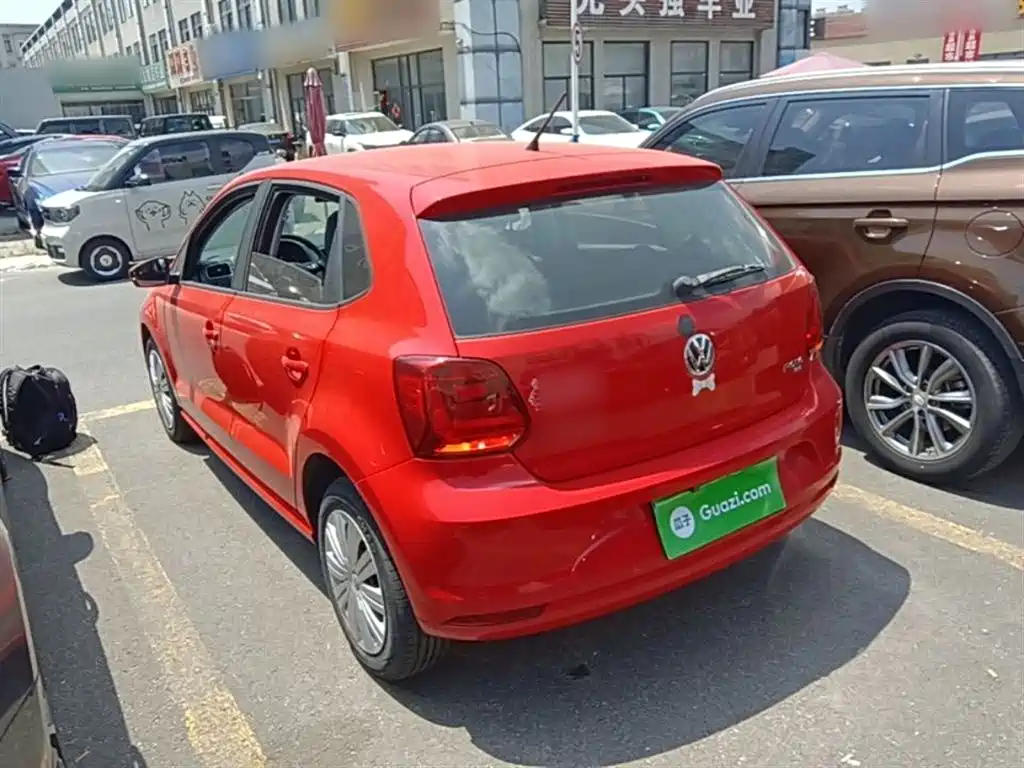 Volkswagen Polo 2016 1.6L Automatic Comfort фото 5