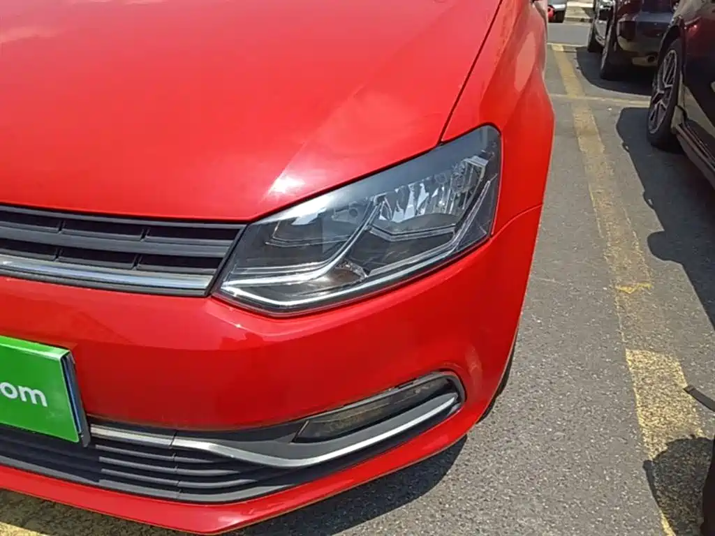 Volkswagen Polo 2016 1.6L Automatic Comfort фото 24