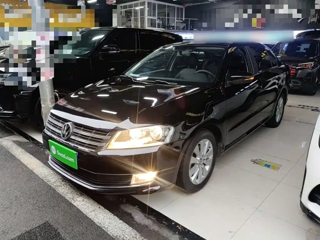 Volkswagen Lavida 2013 Facelift 1.4TSI DSG Comfort фото 2
