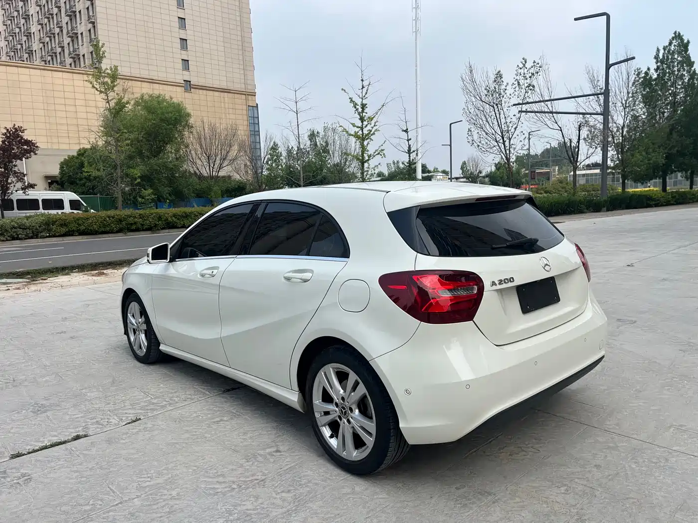 Mercedes-Benz A-Class (Import) 2018 A 200 Sport фото 7