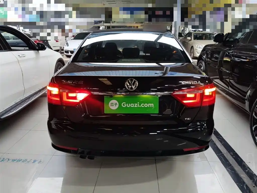 Volkswagen Lavida 2013 Facelift 1.4TSI DSG Comfort фото 6