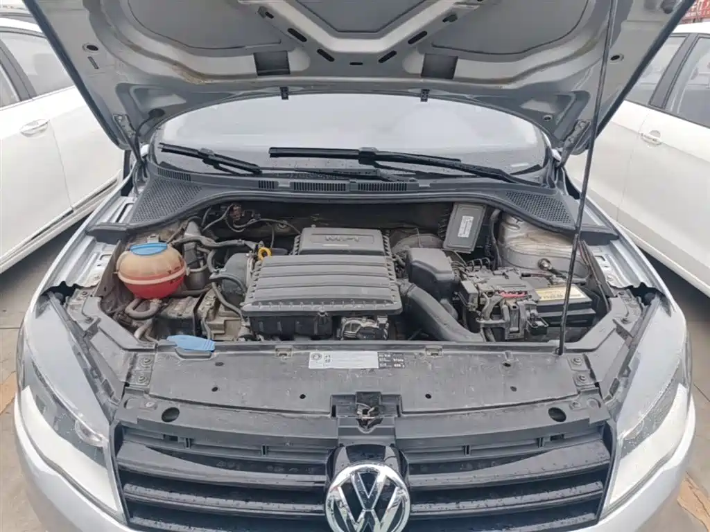 Volkswagen Jetta 2015 Value Edition 1.6L Manual Fashion фото 19