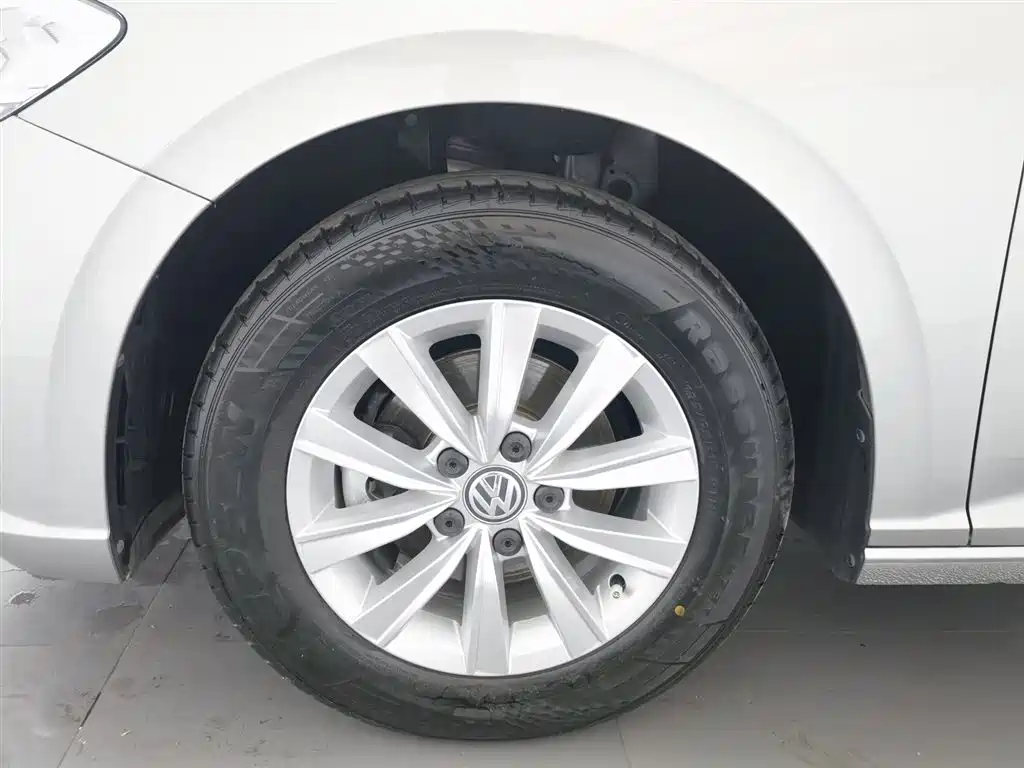 Volkswagen Lavida 2019 1.5L Automatic Trend Edition China VI фото 17