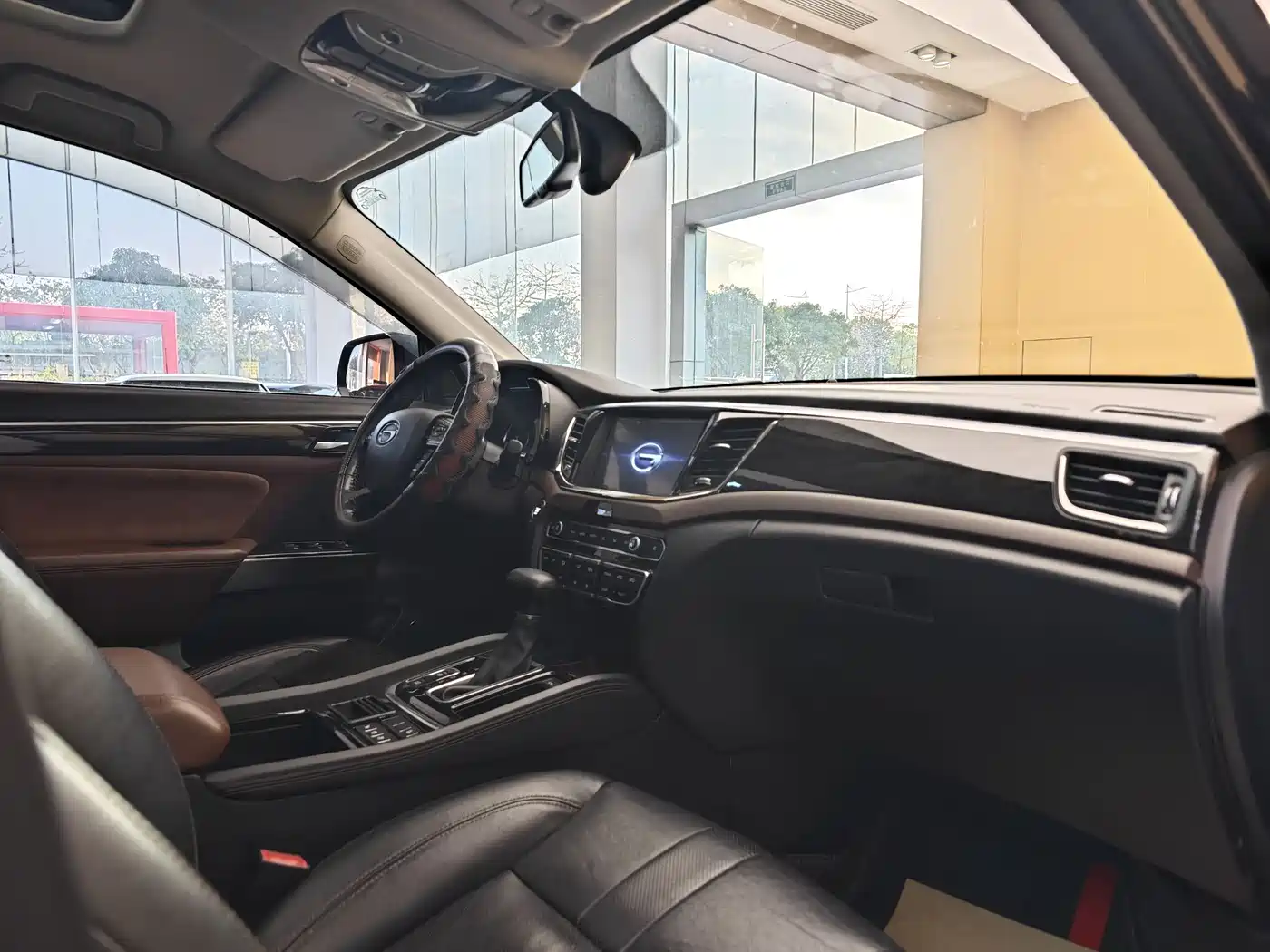 GAC Trumpchi Trumpchi GS8 2017 320T 2WD Luxury Smart Connect (7-seater) фото 32