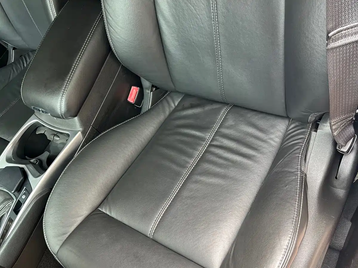 Cadillac SRX 2014 3.0L Comfort Model фото 4