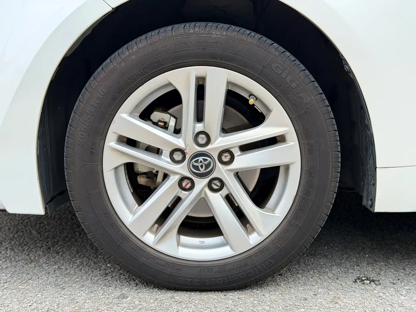 Toyota Levin 2021 185T CVT Luxury Edition фото 5