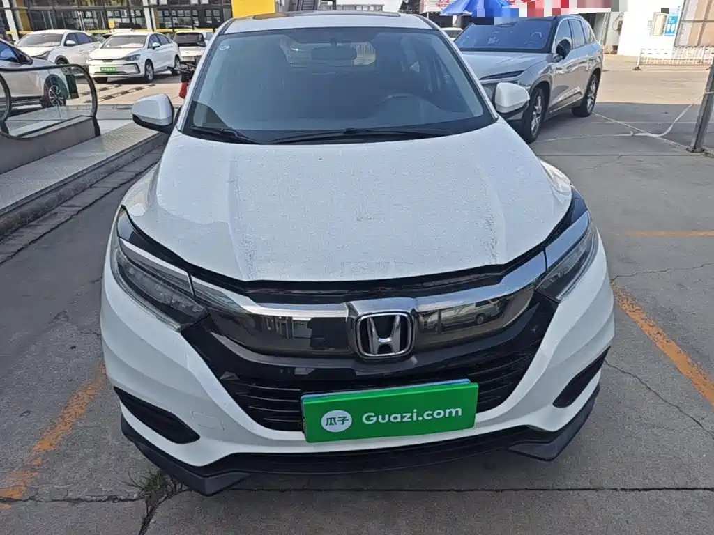 Фото 3 - Honda Vezel