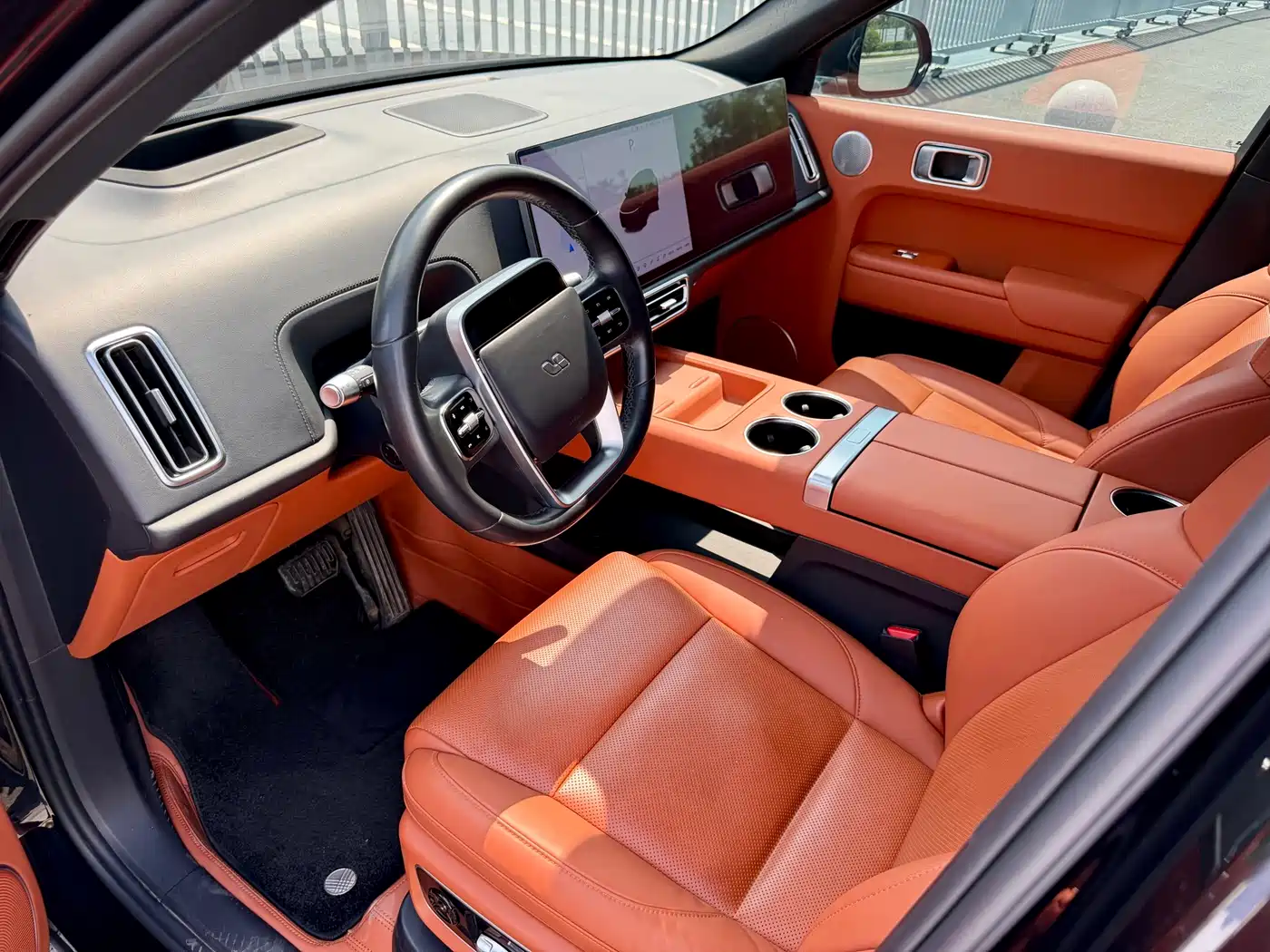 Фото 6 - Li Auto Li L8