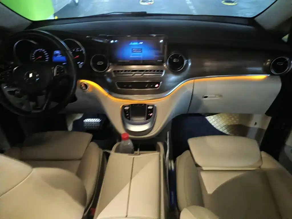 Mercedes-Benz V-Class, миниатюра 12