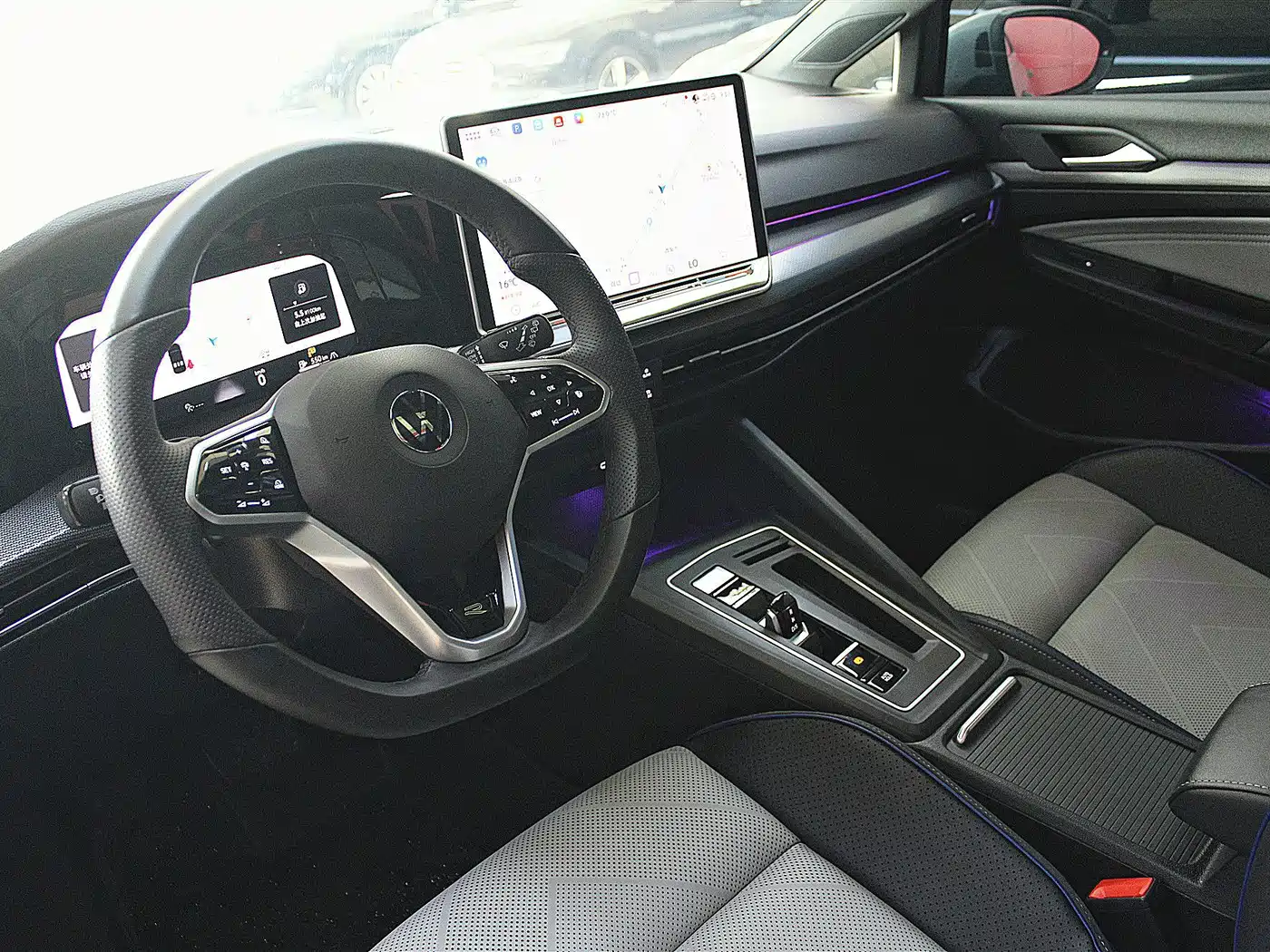 Volkswagen Golf 2025 2025 Facelift 300TSI R-Line