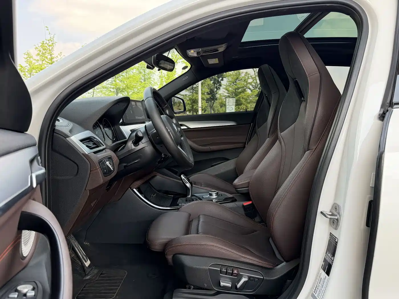 BMW X2 2021 Facelift sDrive25i Shadow Night Edition фото 5