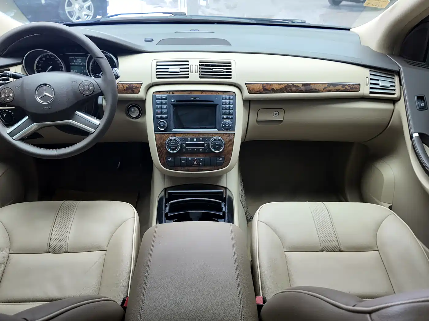Mercedes-Benz R-Class 2011 R 350 L 4MATIC фото 6