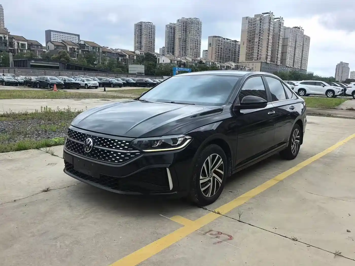 Volkswagen Lavida 2023 1.5L Auto Five Million Edition