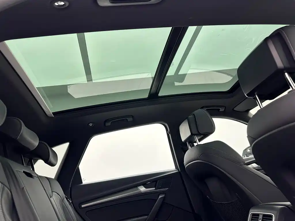 Audi Q5L 2023 40T Luxury Dynamic фото 22
