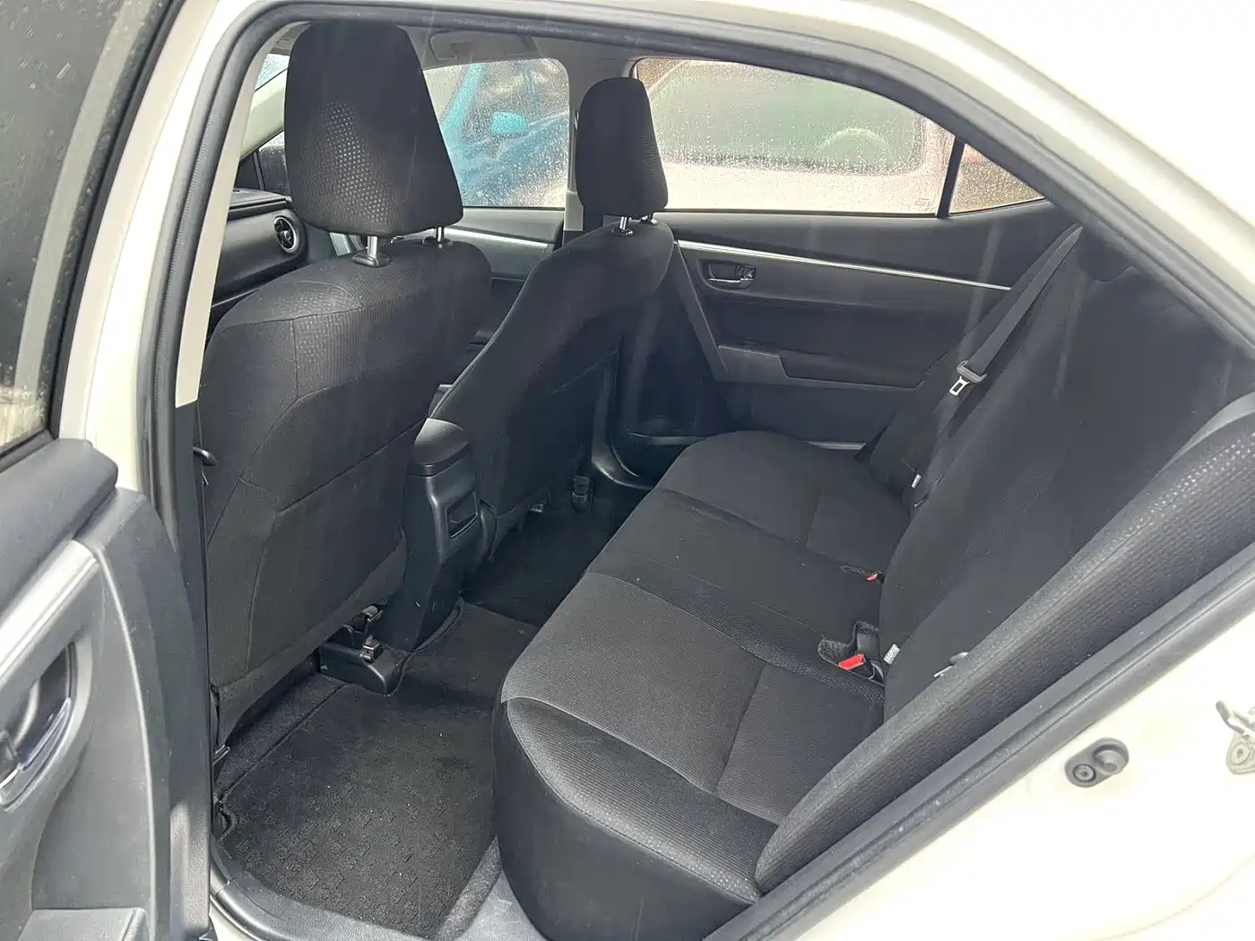 Toyota Corolla 2017 Facelift 1.2T S-CVT GL фото 8