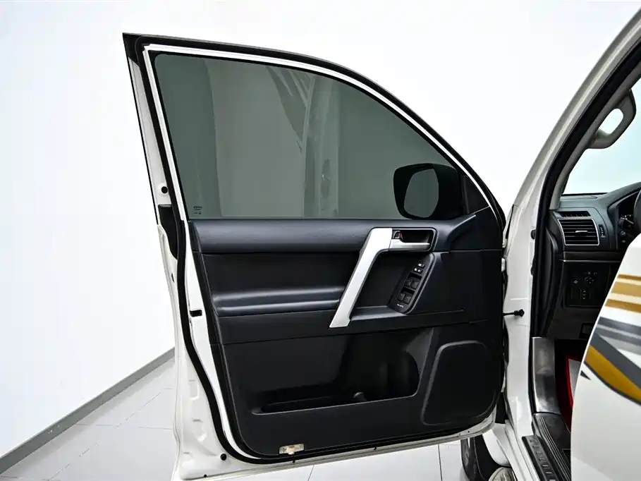 Toyota Prado 2019 3.5L Automatic TX-L Zunxiang Edition with Rear-mounted Spare Tire фото 20