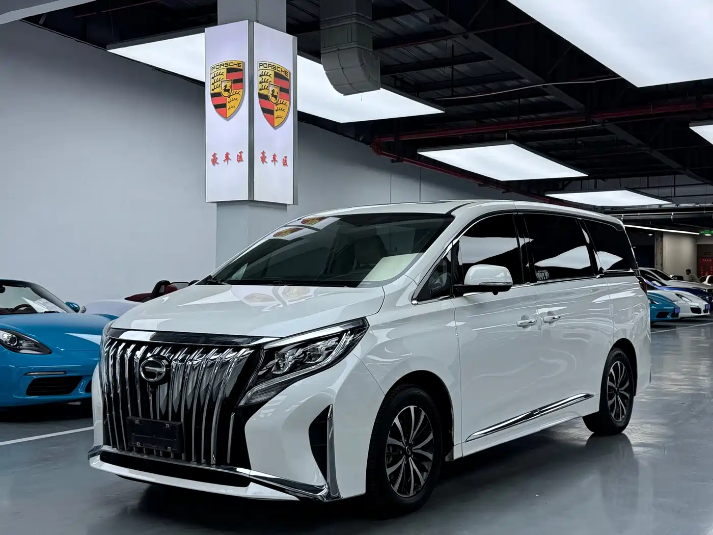 GAC Trumpchi Trumpchi M8 2021 Leading Show Series 390T Premium Edition