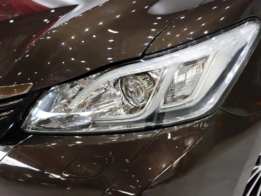 Toyota Crown 2018 2.0T Sport Edition фото 7