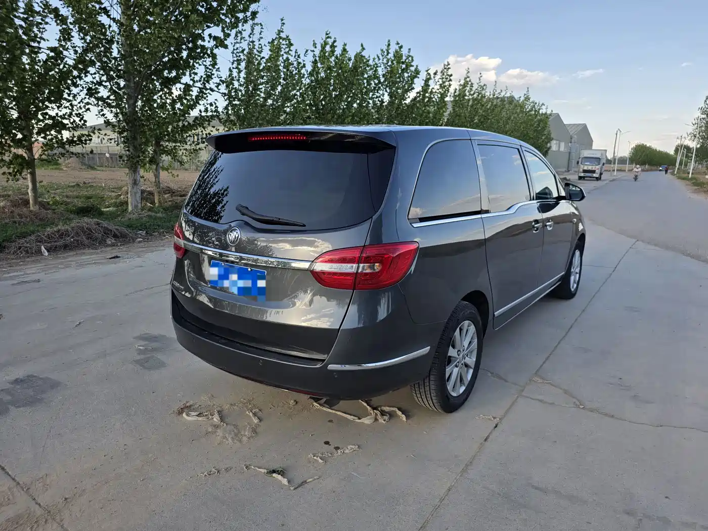 Buick GL8 2018 28T Luxury Model China VI фото 5