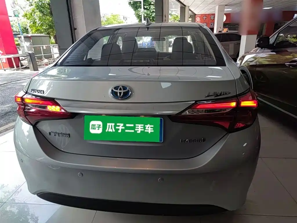 Toyota Levin 2017 Facelift Hybrid 1.8H GS E-CVT Elite Sunroof Edition China V фото 6