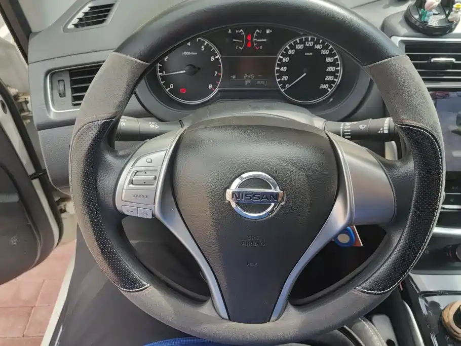 Nissan Tiida 2024 2024 1.6L CVT Cool Sport Edition