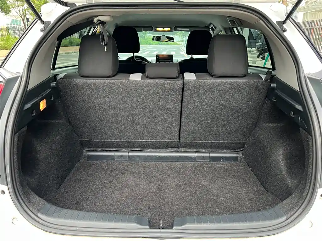 Toyota YARiS L Zhi Xuan 2021 1.5L CVT Leading Edition фото 29