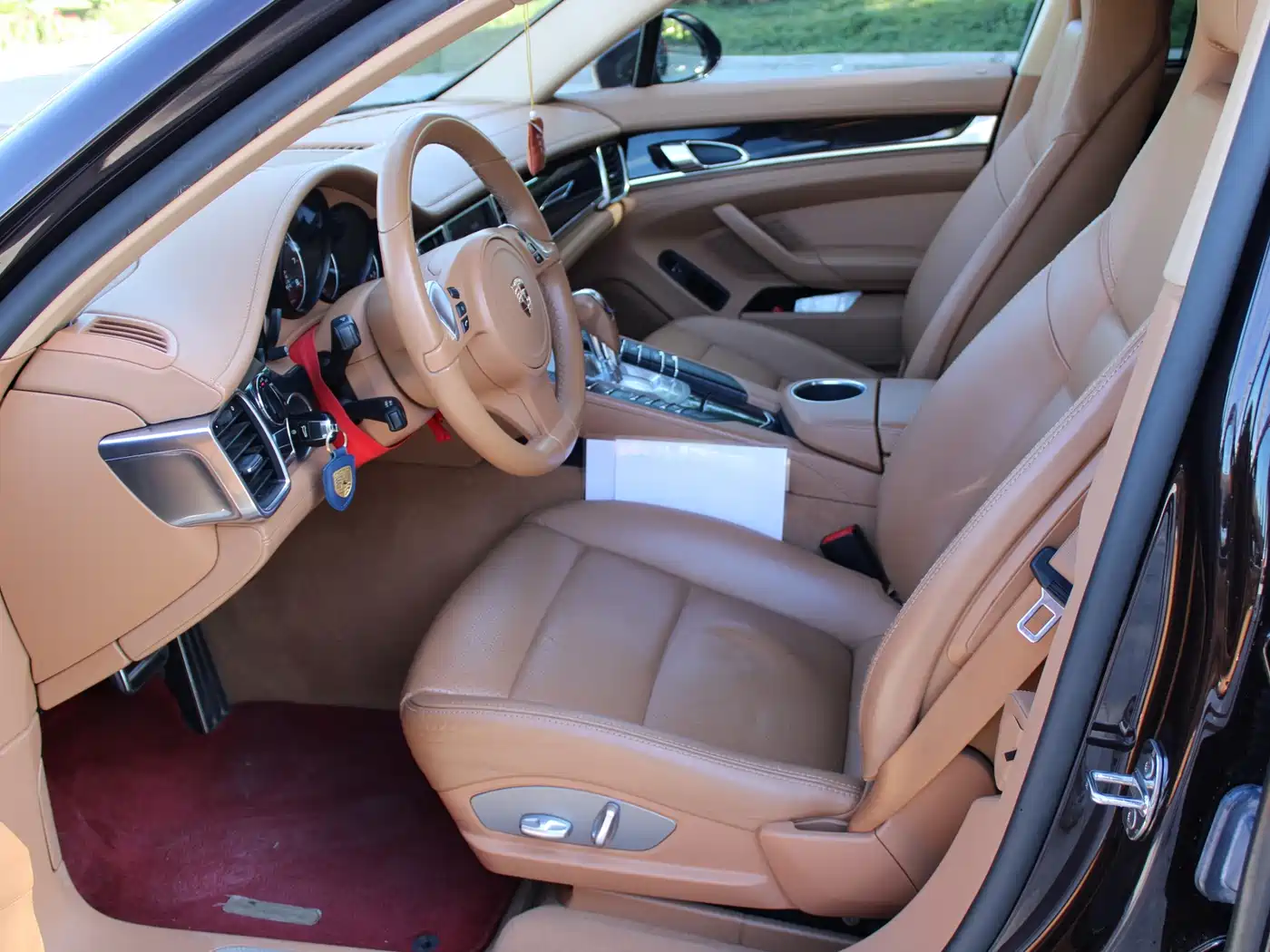 Porsche Panamera 2011 2010 Panamera 4 3.6L