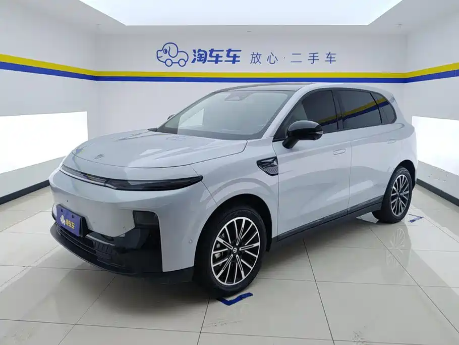 Leapmotor B10 2025