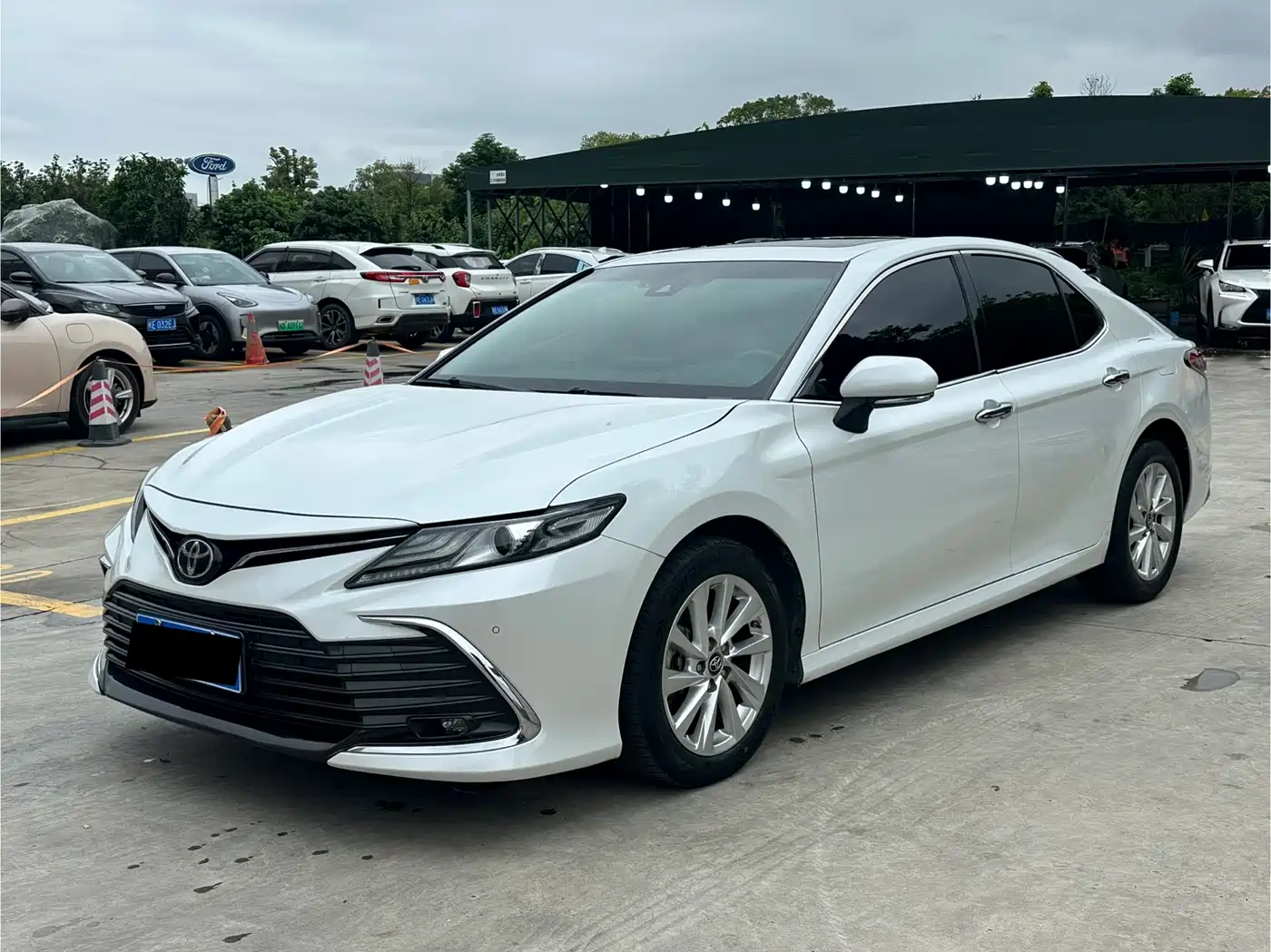 Toyota Camry 2021 2.0G Luxury Edition