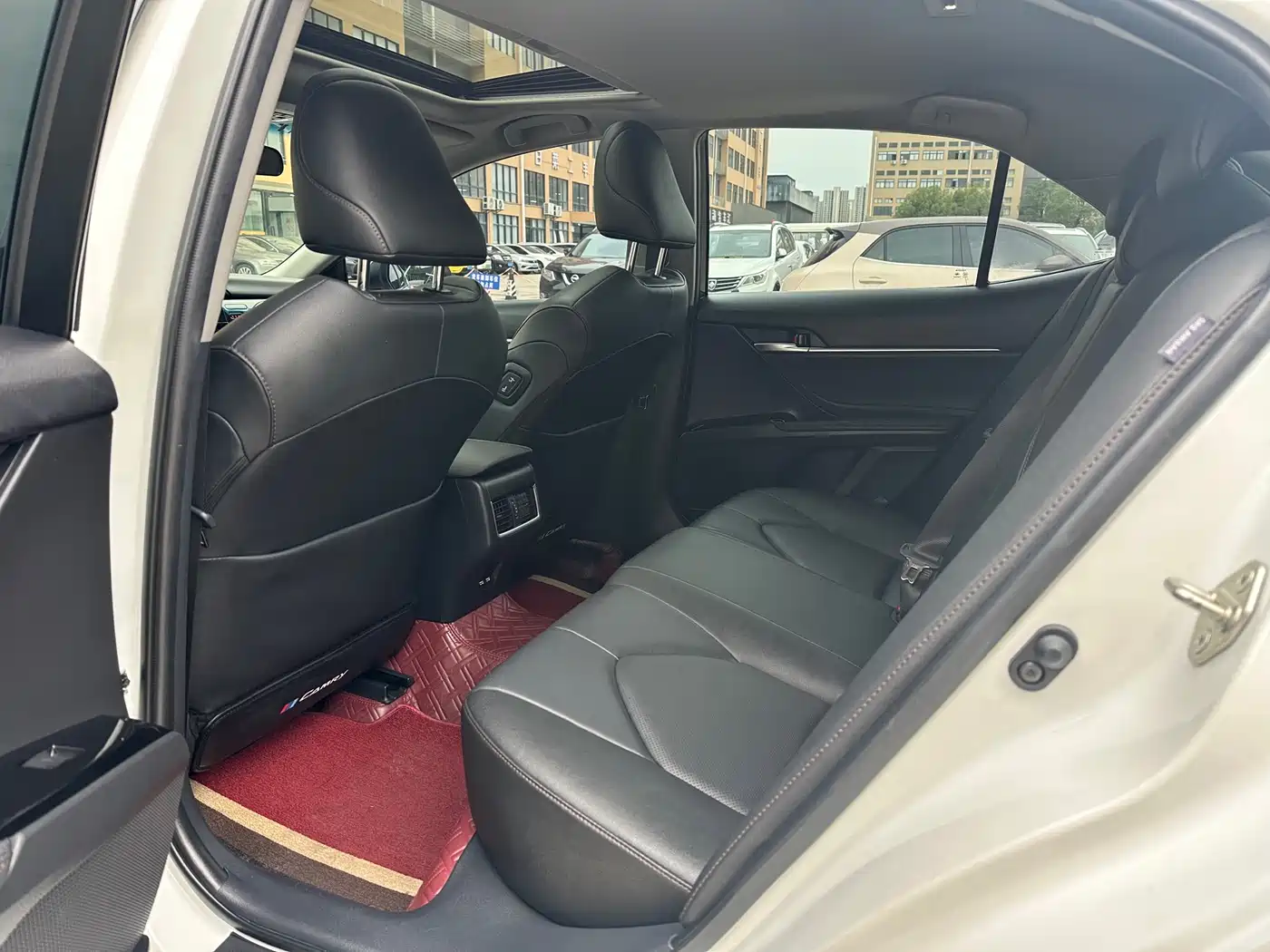 Toyota Camry 2021 2.0G Luxury Edition фото 5
