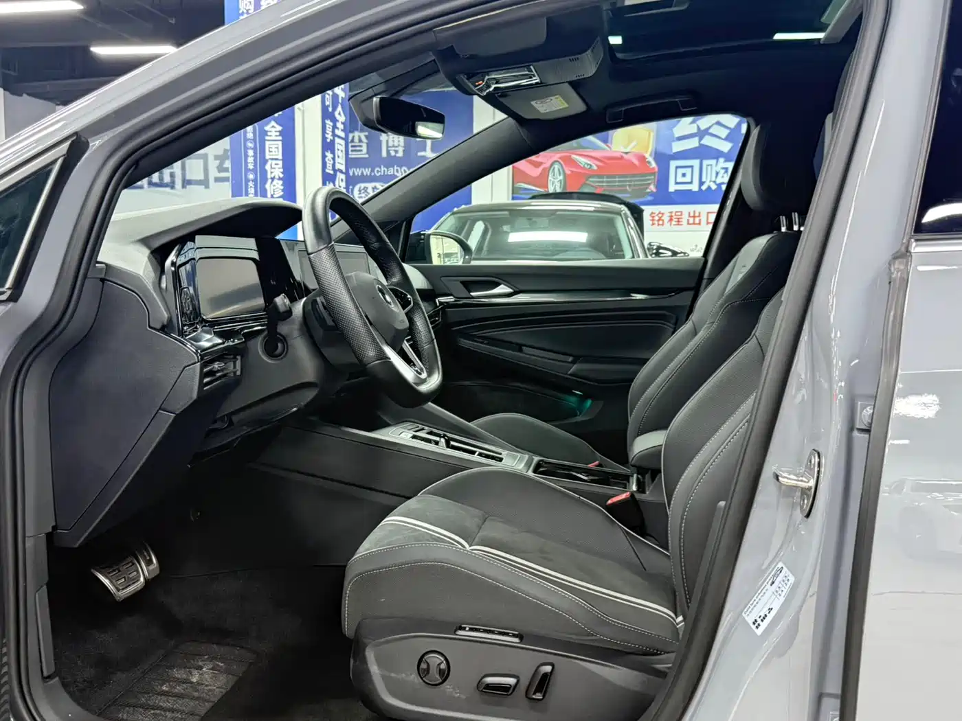Volkswagen Golf 2021 280TSI DSG R-Line фото 16