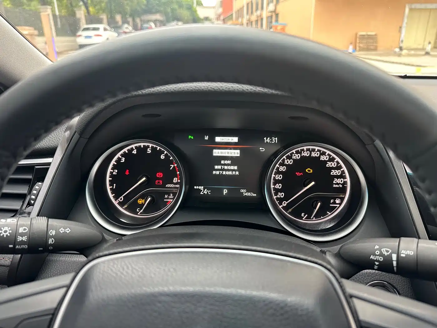 Toyota Camry 2021 2.0G Luxury Edition фото 9