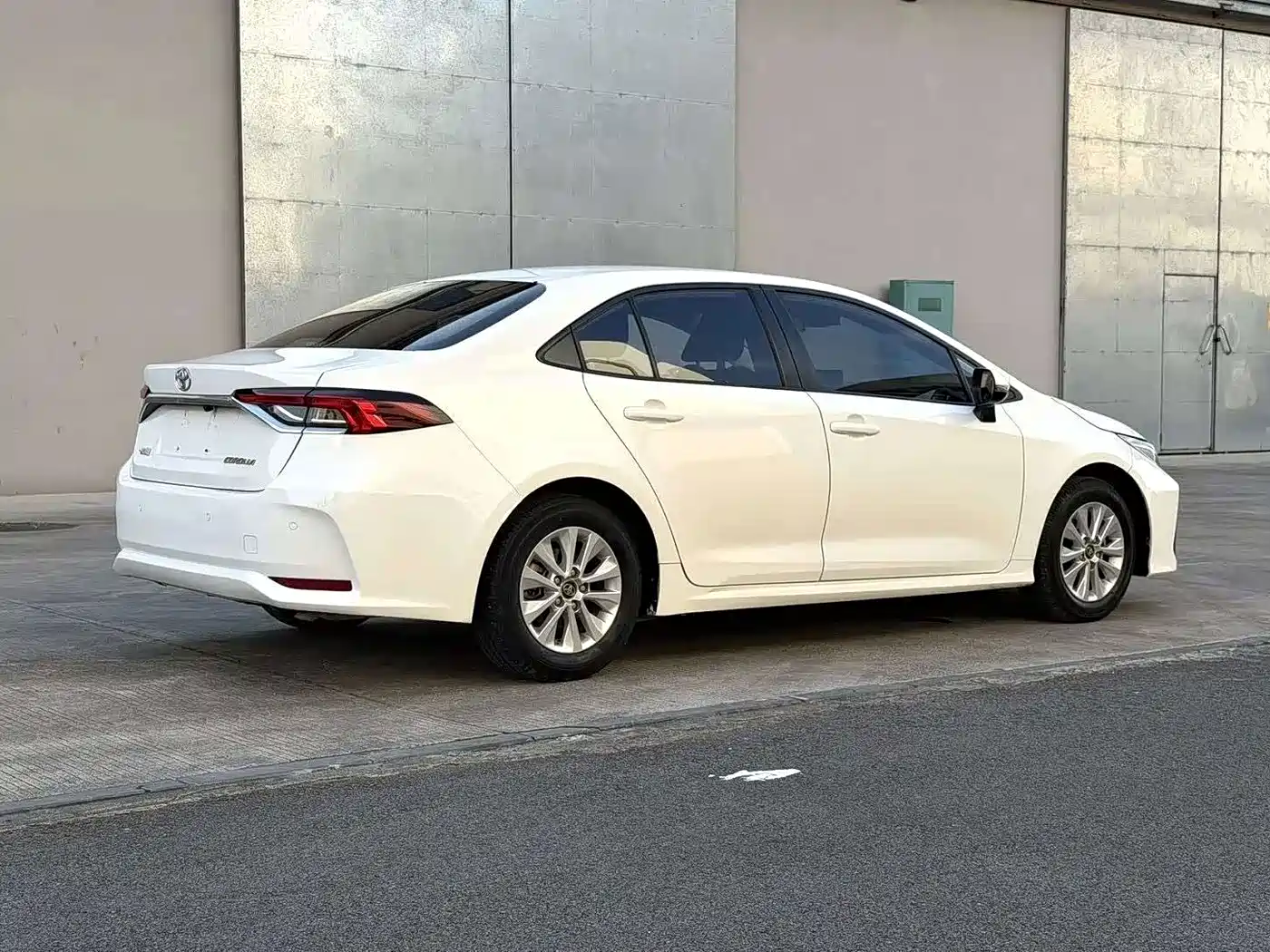 Фото 9 - Toyota Corolla