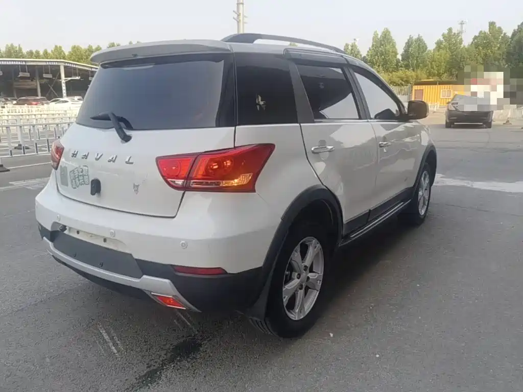 Фото 7 - Haval H1